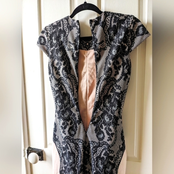 ANTHROPOLOGIE Marc Bower black lace pattern over blush size xs - Picture 3 of 6